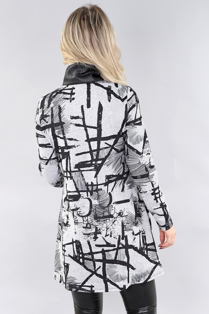Ls Tunic in Grey prt – Lightweight ls tunic - Image 2