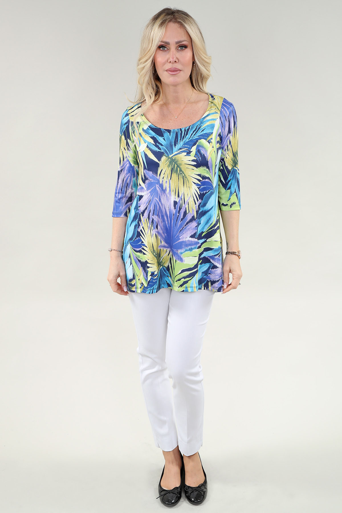 3/4 Sleeve Top-Side Slit in A/S Green yellow Foliage print Top Printed Ity - Image 2