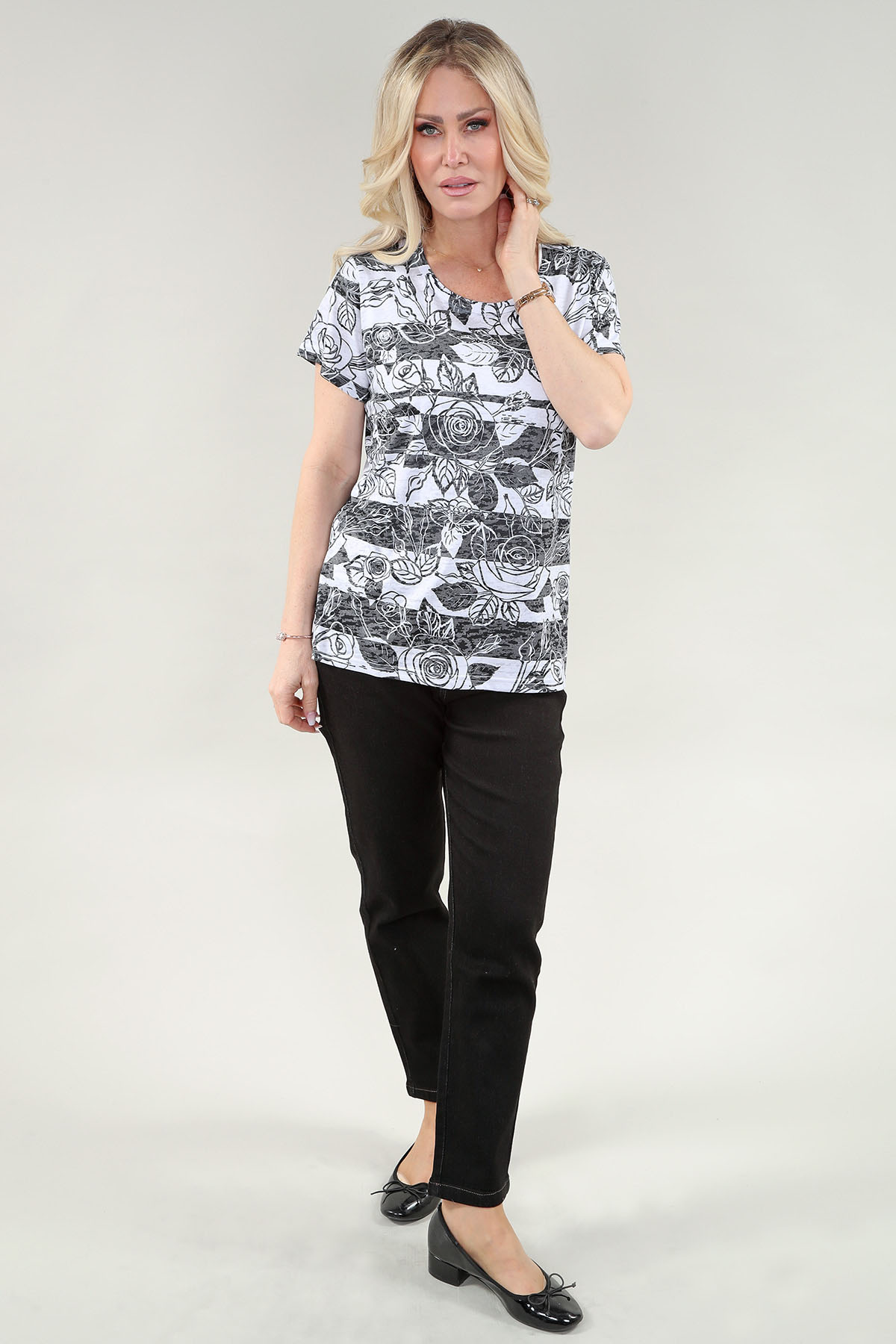 Ss Tee Rose Print-Crew Neckline in A/S Black ivory rose print Tee Burnout Knit - Image 2