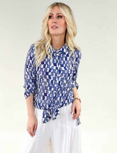 Chemise à manches 3/4 retroussables avec fente latérale et imprimé carré cercle