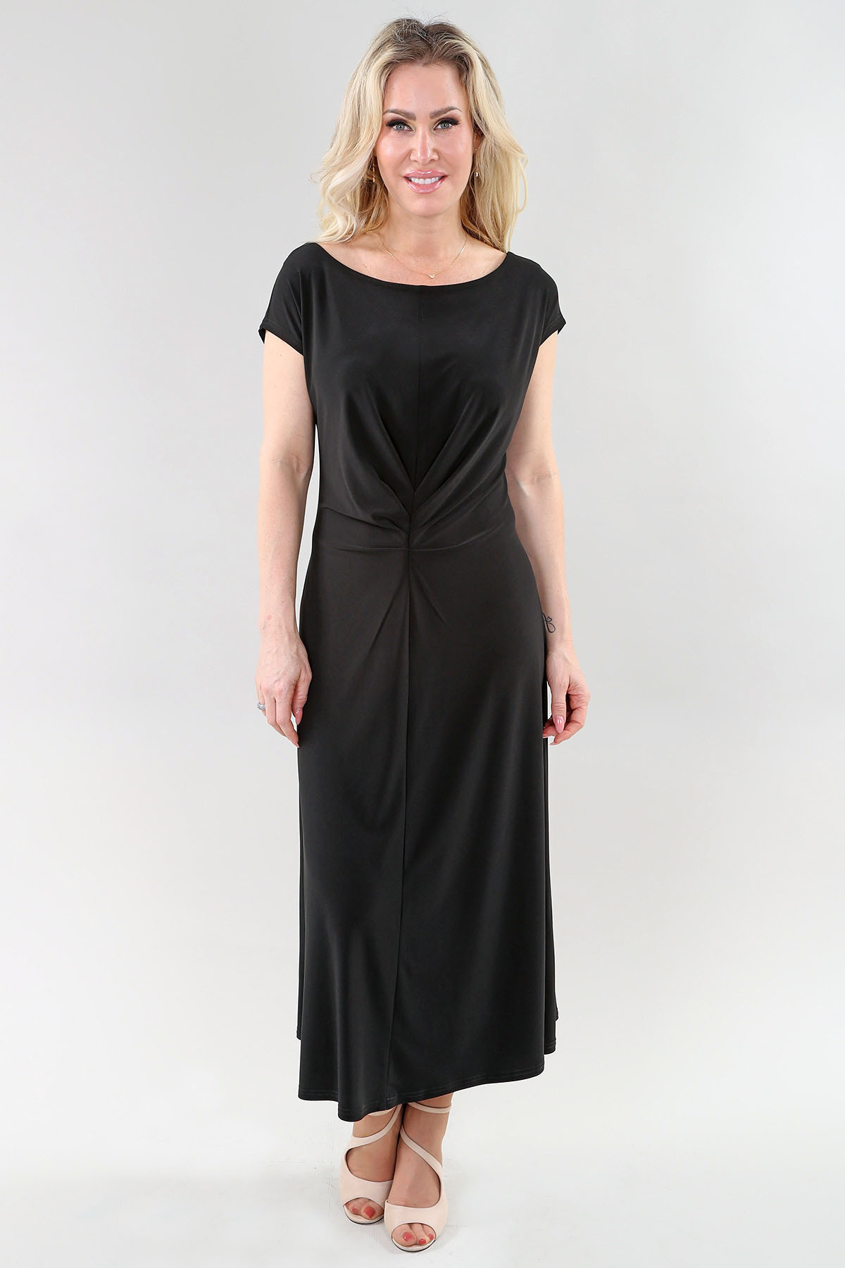 Robe maxi à mancherons avec pli avant non doublée