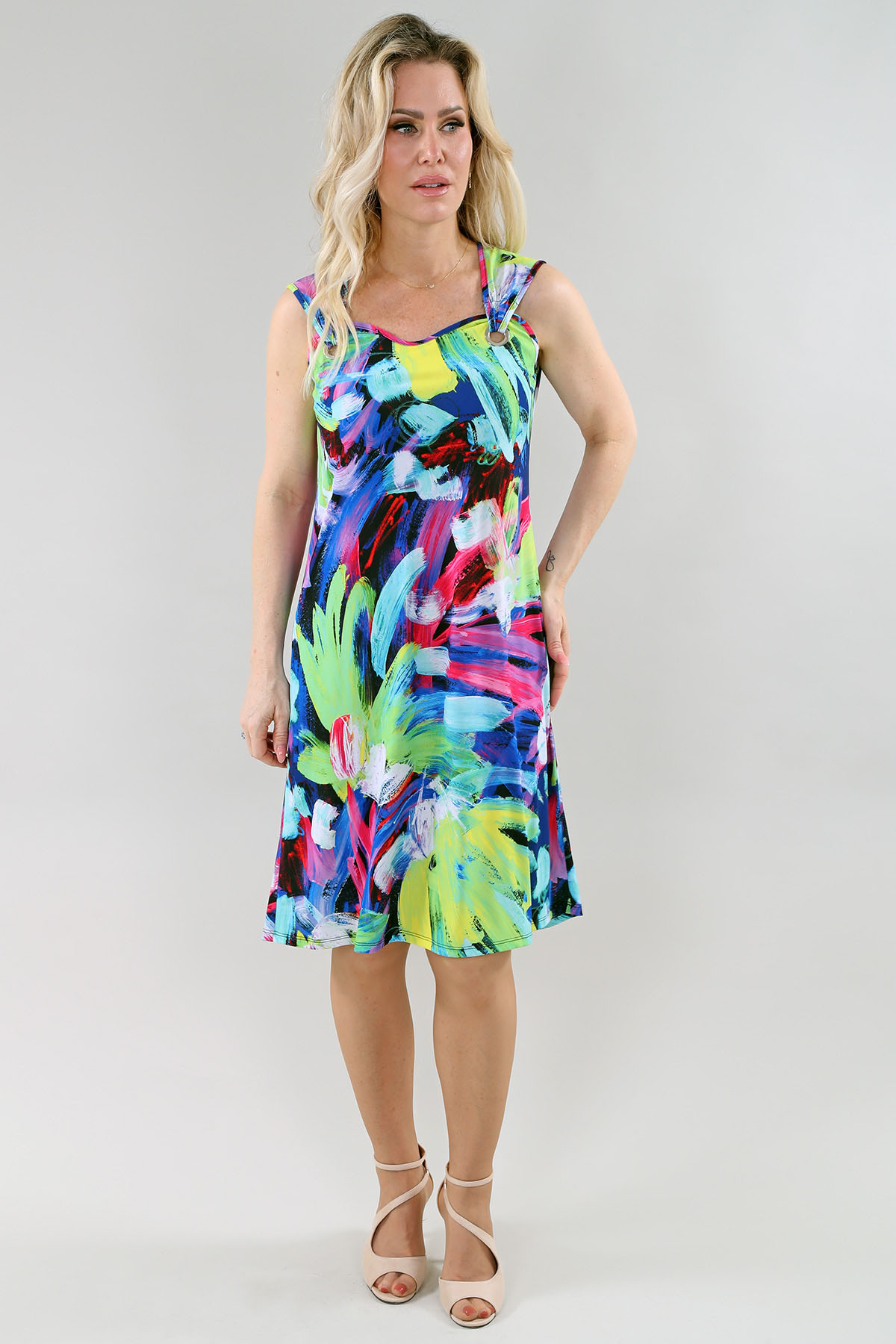 Robe imprimée sans manches avec anneaux