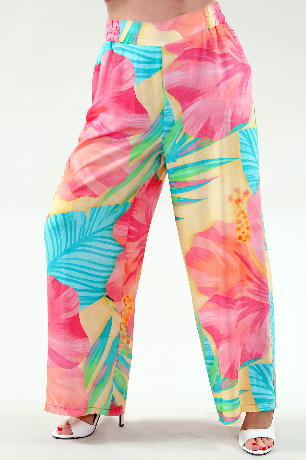 Pantalon à jambes larges avec large bande élastique et poches