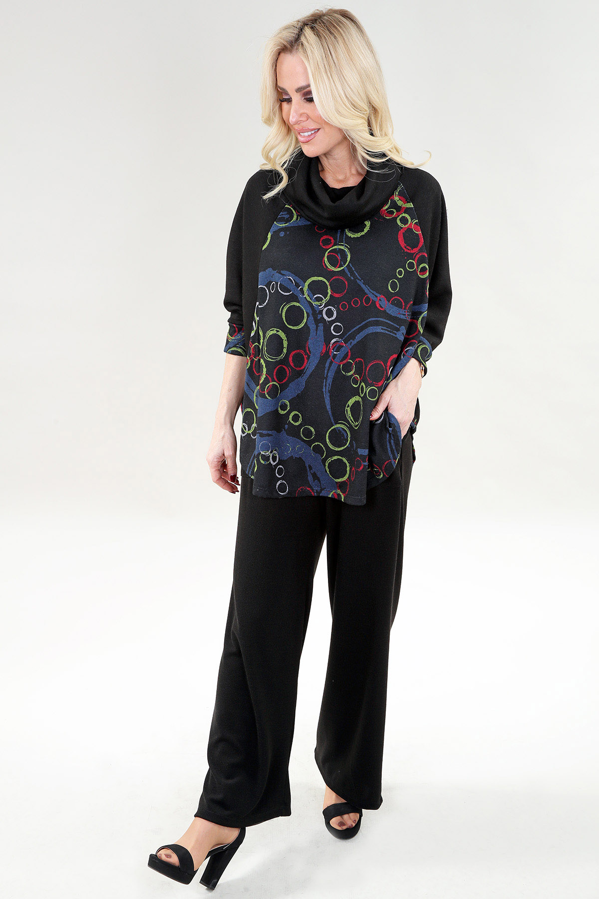 3/4 Sleeve Top Cowl Neck in A/S Black circle mulit print Top Combo Black & Print Sweater Knit