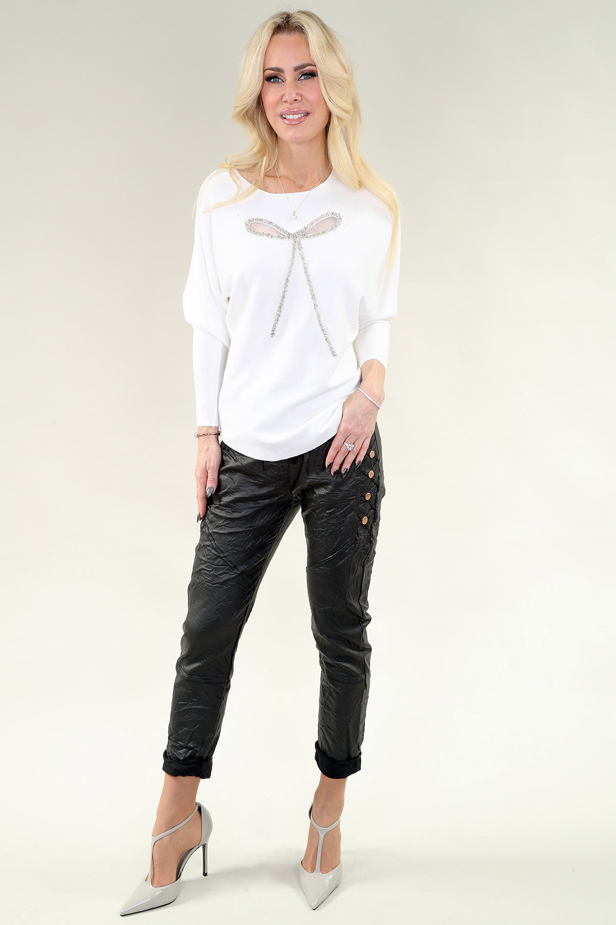 Haut à manches longues nœud papillon strass et résille – Viscose Mélangé, Noir ou Ivoire – Image 2